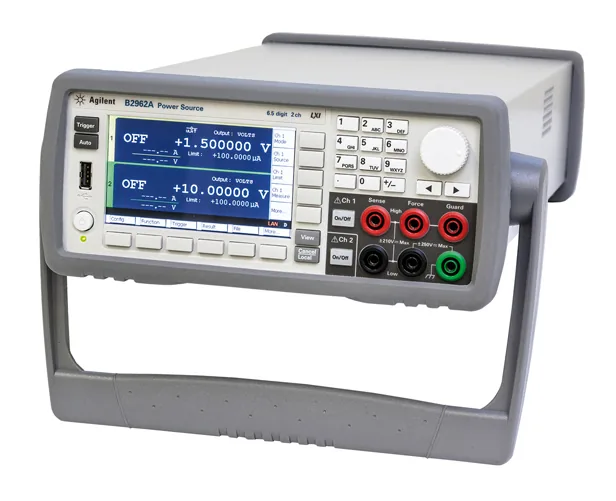 6½-разрядный источник питания с низким уровнем шумов Keysight B2962A