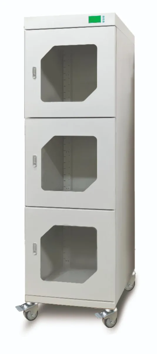 Трехсекционный шкаф сухого хранения VIKING DC Light DCL-3 ESD